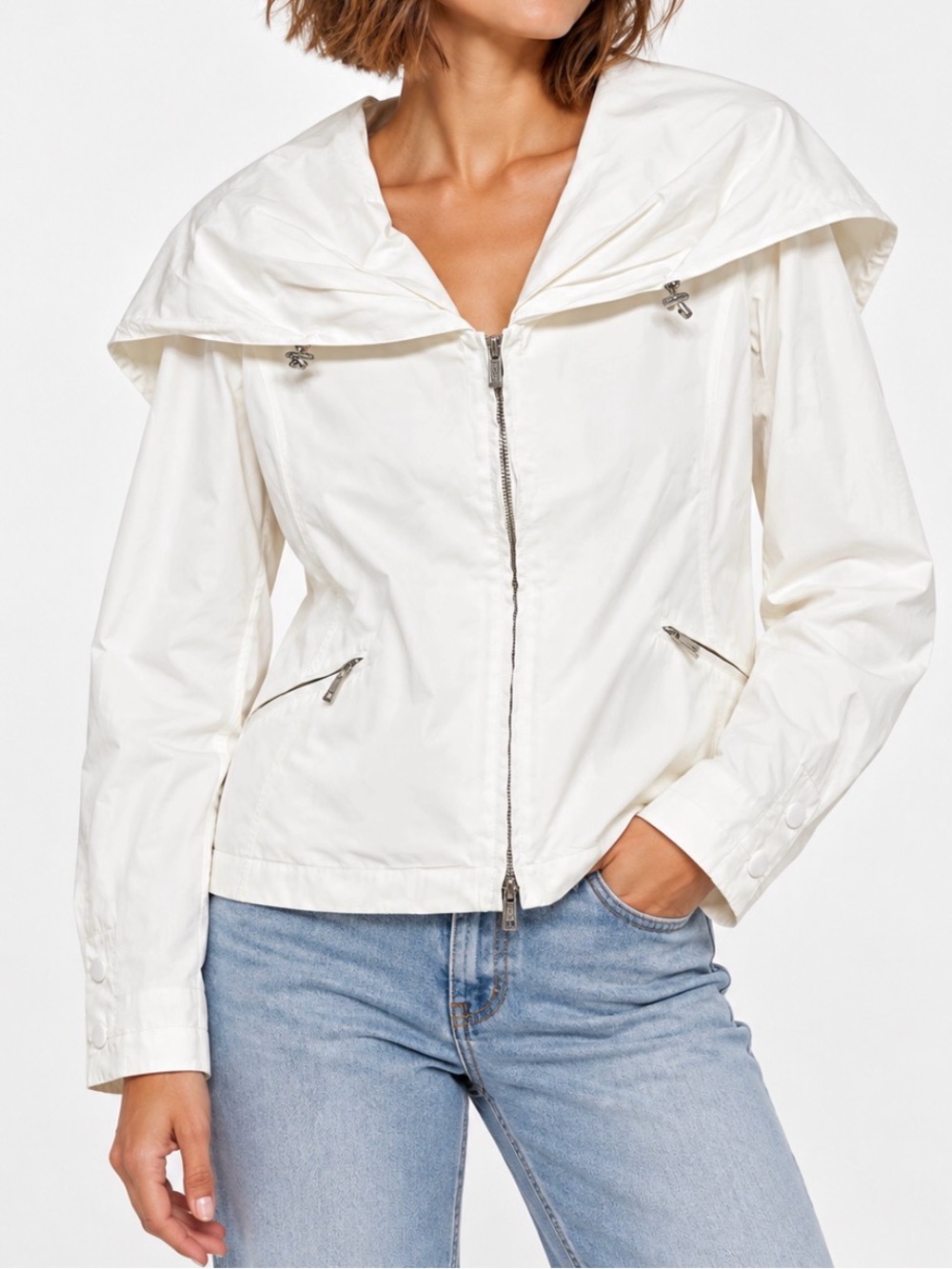 Armani Collezioni Waterproof White Jacket Size 8 Oversized Collar Hood Zip
